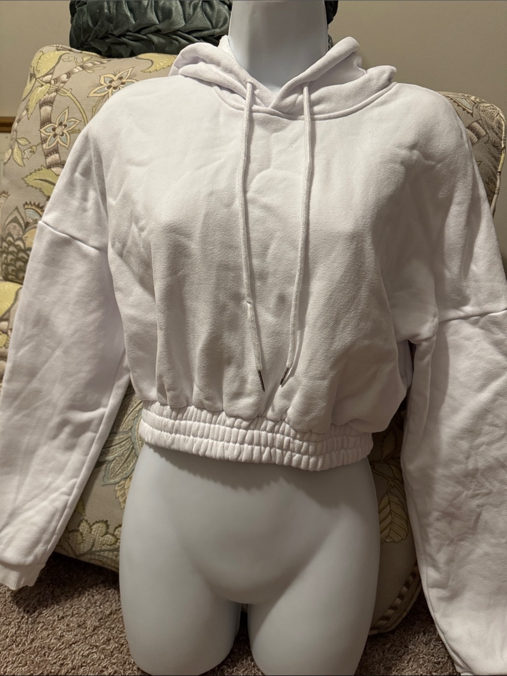 NVGTN White Cropped Hoodie Sweatshirt